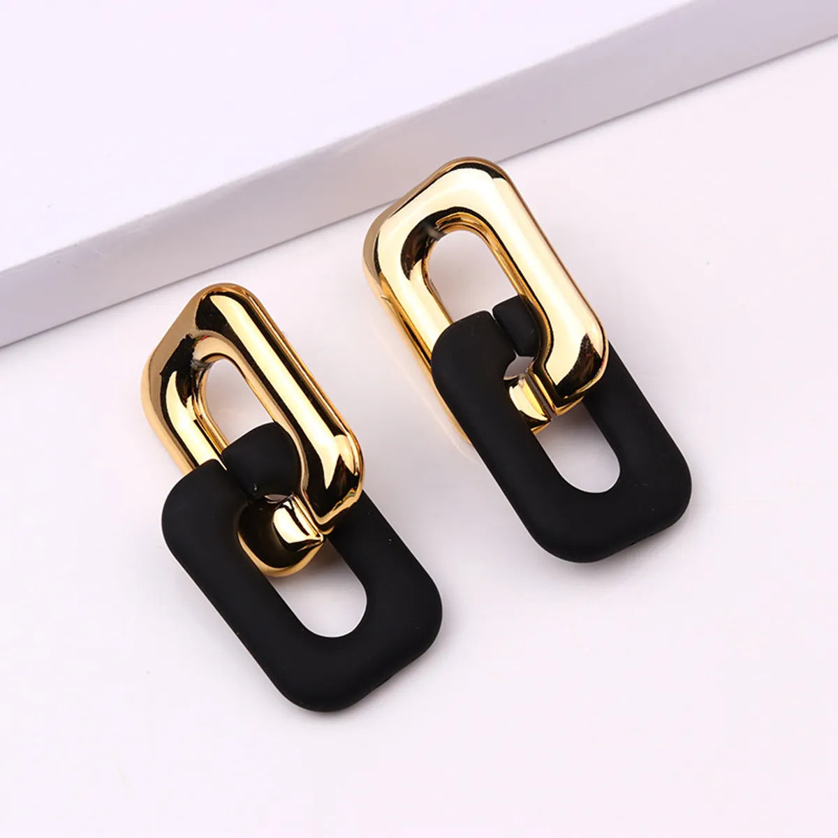 Fashion Geometric Arylic Stoving Varnish Unisex Drop Earrings 1 Pair