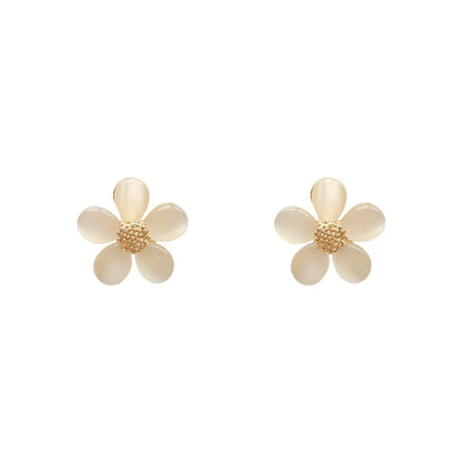 Fashion Geometric Bow Knot Alloy Plating Artificial Rhinestones Women'S Ear Studs 1 Pair