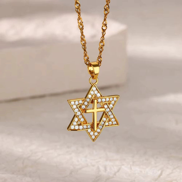 Fashion Geometric Copper Micropaved Zircon Cross Pendant Women's Necklace With Electroplating And Water Wave Chain