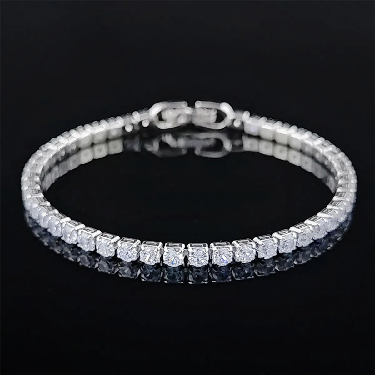 Fashion Geometric Copper Plating Zircon Bracelets 1 Piece