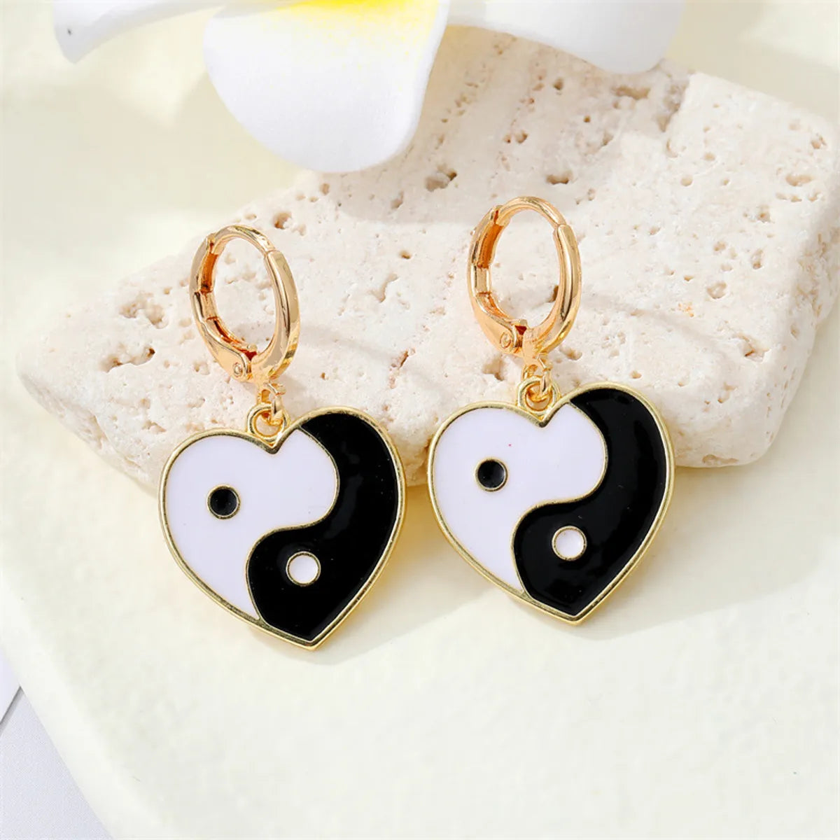 Fashion Geometric Heart Circle Shaped Moon Pattern Drop Earrings Wholesale