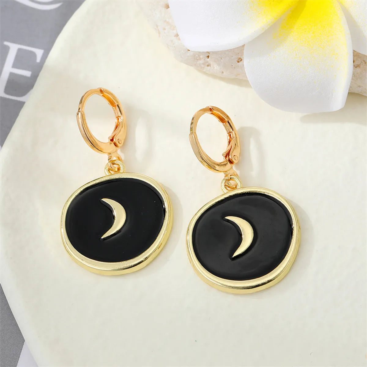 Fashion Geometric Heart Circle Shaped Moon Pattern Drop Earrings Wholesale