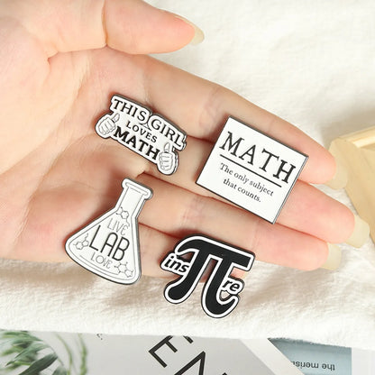 Fashion Geometric Letter Alloy Plating Unisex Brooches