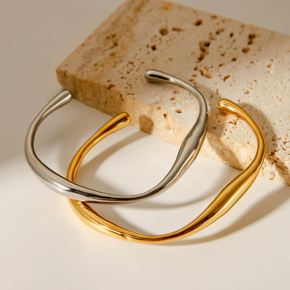 Fashion Geometric Shaped Irregular Stainless Steel Electroplated Female Bracelet