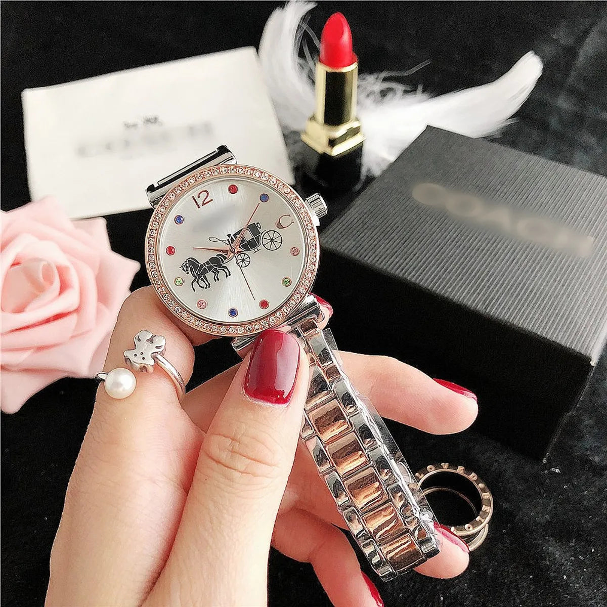 Fashion Geometric Single Folding Buckle Quartz Women'S Watches