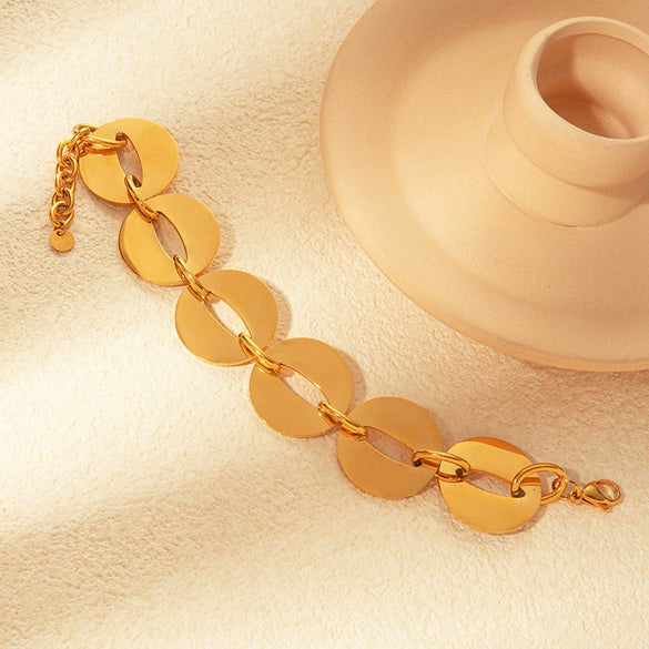 Fashion Geometric Stainless Steel Bracelet With Electroplating Design
