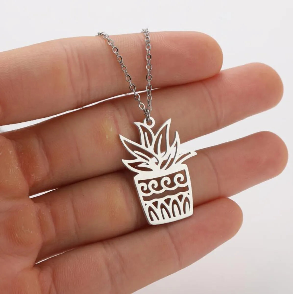 Stainless Steel Fashion Plating Geometric Pendant Necklace