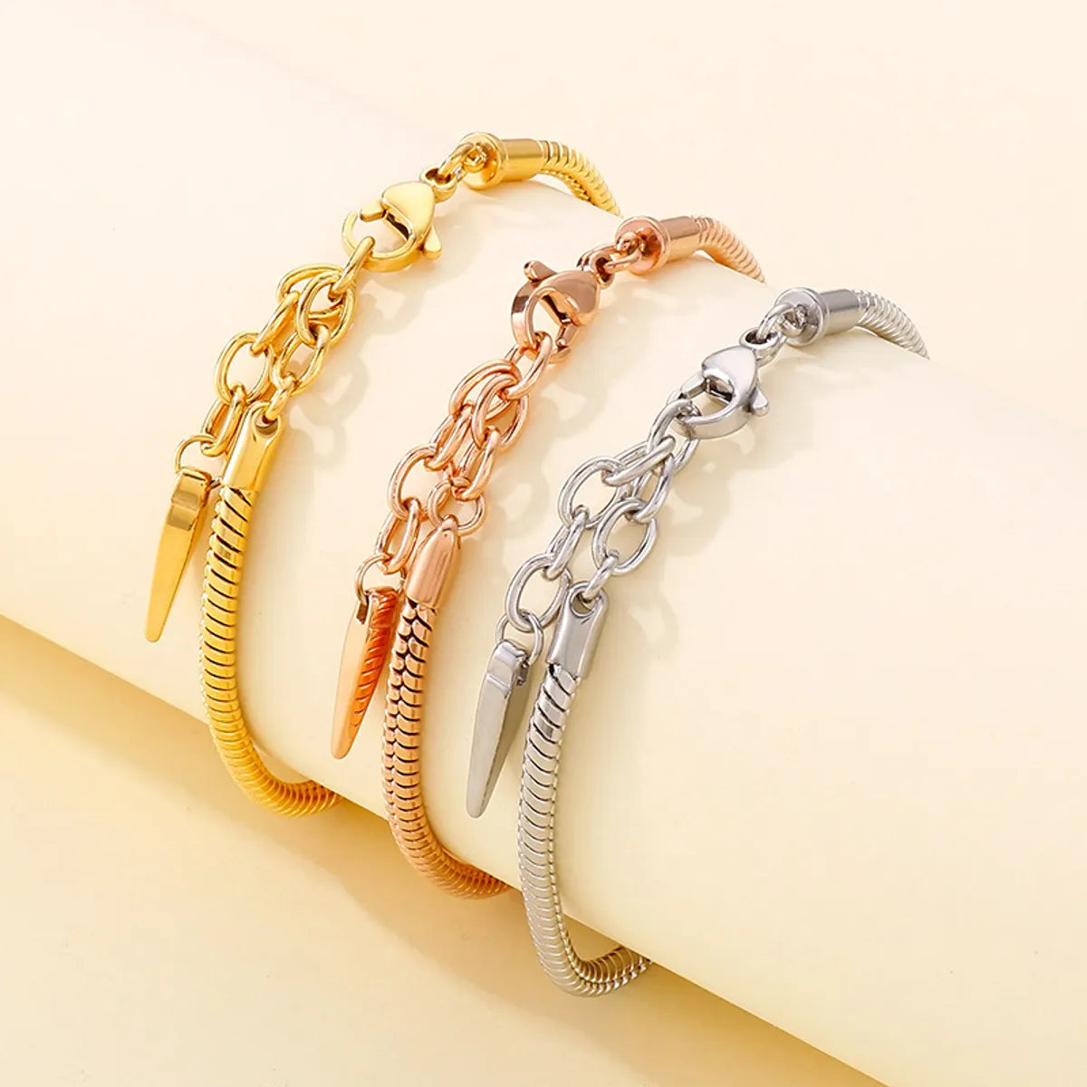 Fashion Geometric Titanium Steel 18K Gold Plated Bracelets Jewelry In Bulk