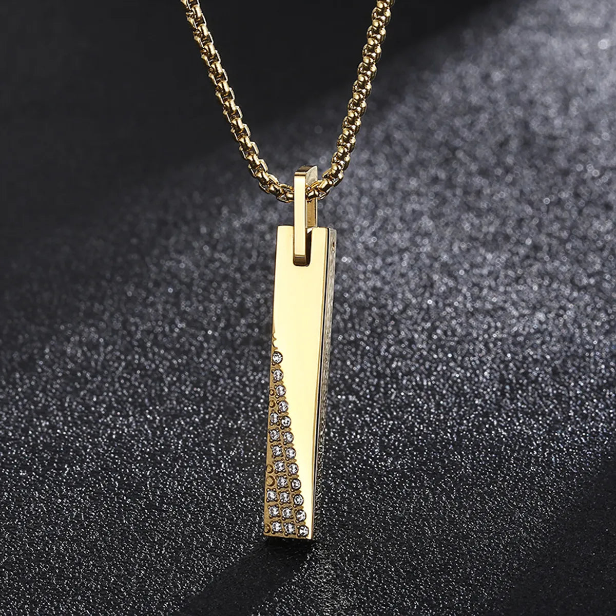 Fashion Geometric Titanium Steel Inlay Artificial Diamond Pendant Necklace 1 Piece