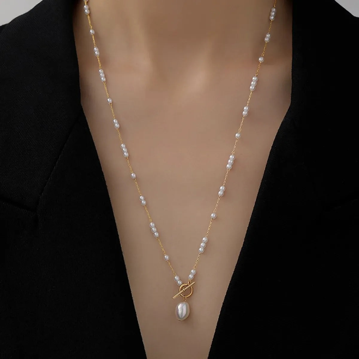 Fashion Geometric Titanium Steel Inlay Artificial Pearls Necklace