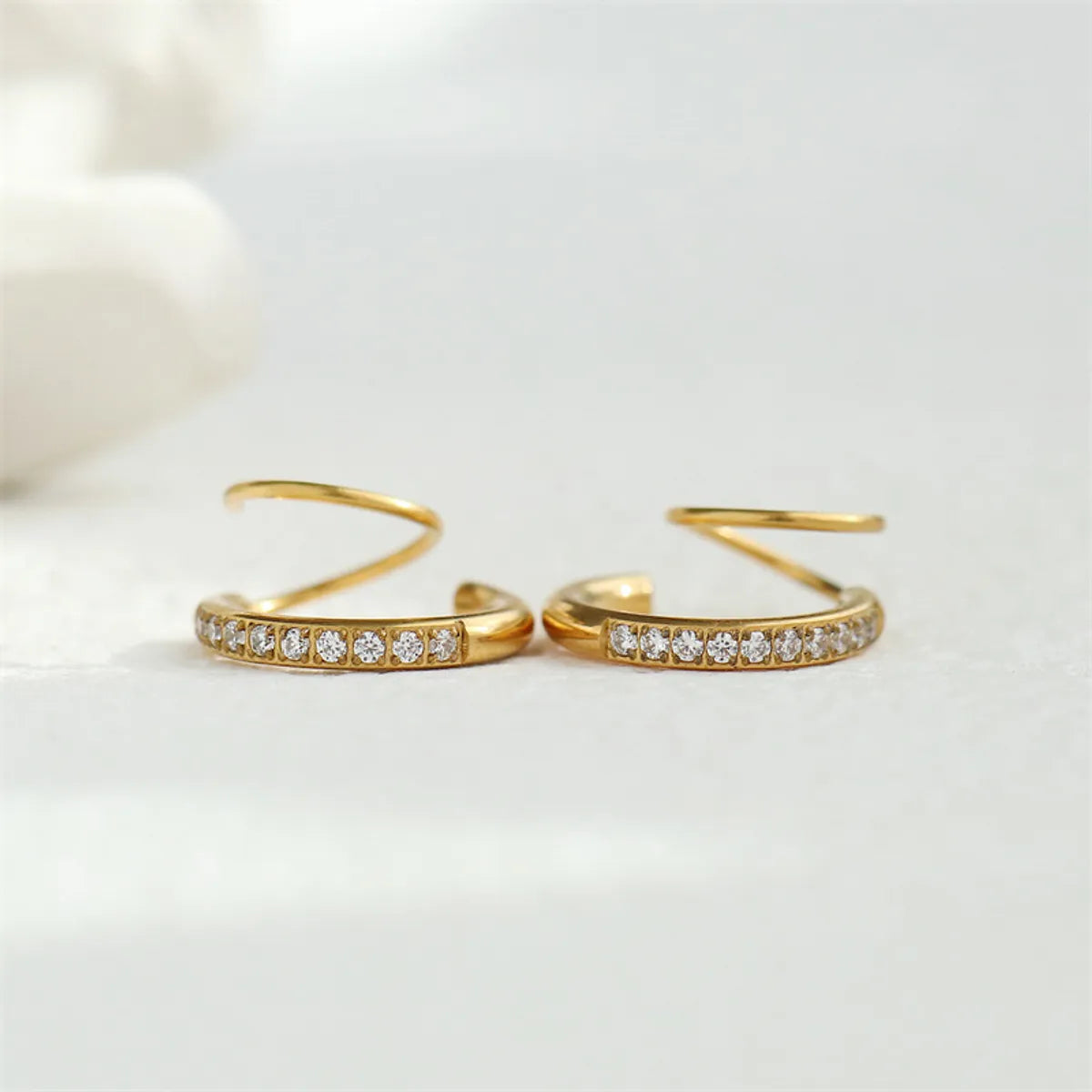 Fashion Geometric Titanium Steel Plating Rhinestones Earrings