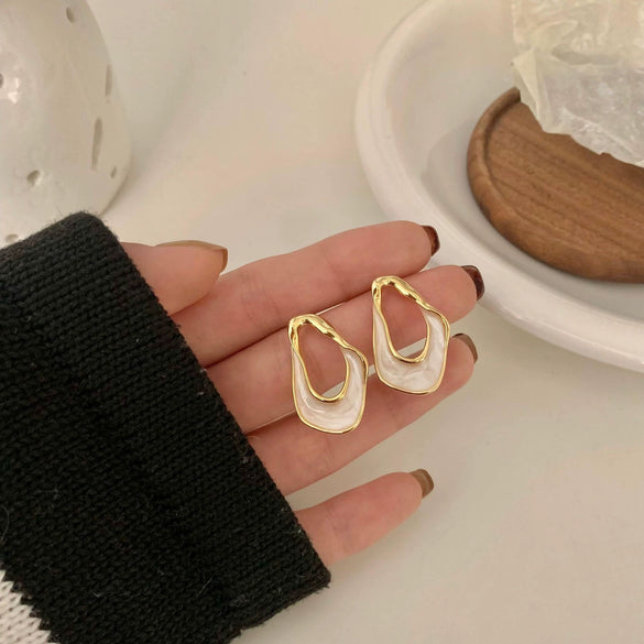 Fashion Gold Plated Copper Water Drop Earrings For Women With Exaggerated Irregular Geometric Shape And Electroplated Finish