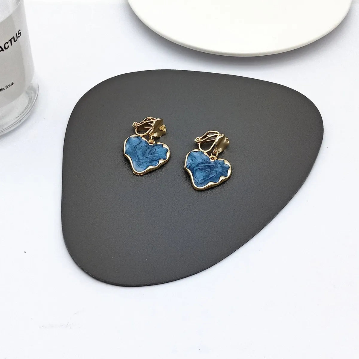 Fashion Heart Shape Alloy Enamel Ear Clips Ear Studs