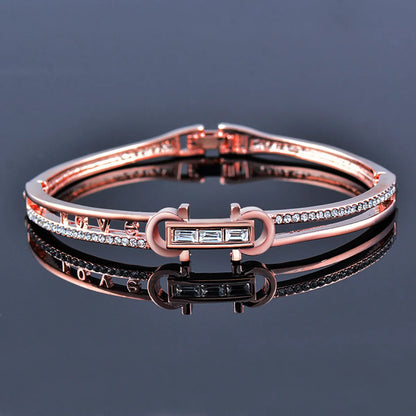 Fashion Heart Shape Alloy Plating Inlay Rhinestones Women'S Bangle 1 Piece