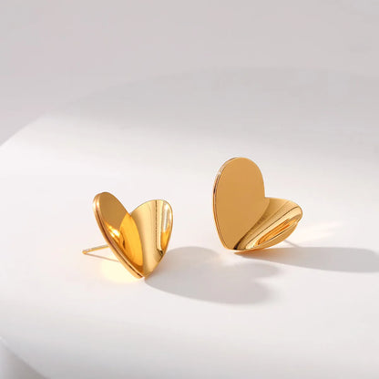 Fashion Heart Shape Copper Plating Ear Studs 1 Pair