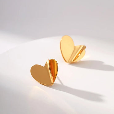 Fashion Heart Shape Copper Plating Ear Studs 1 Pair