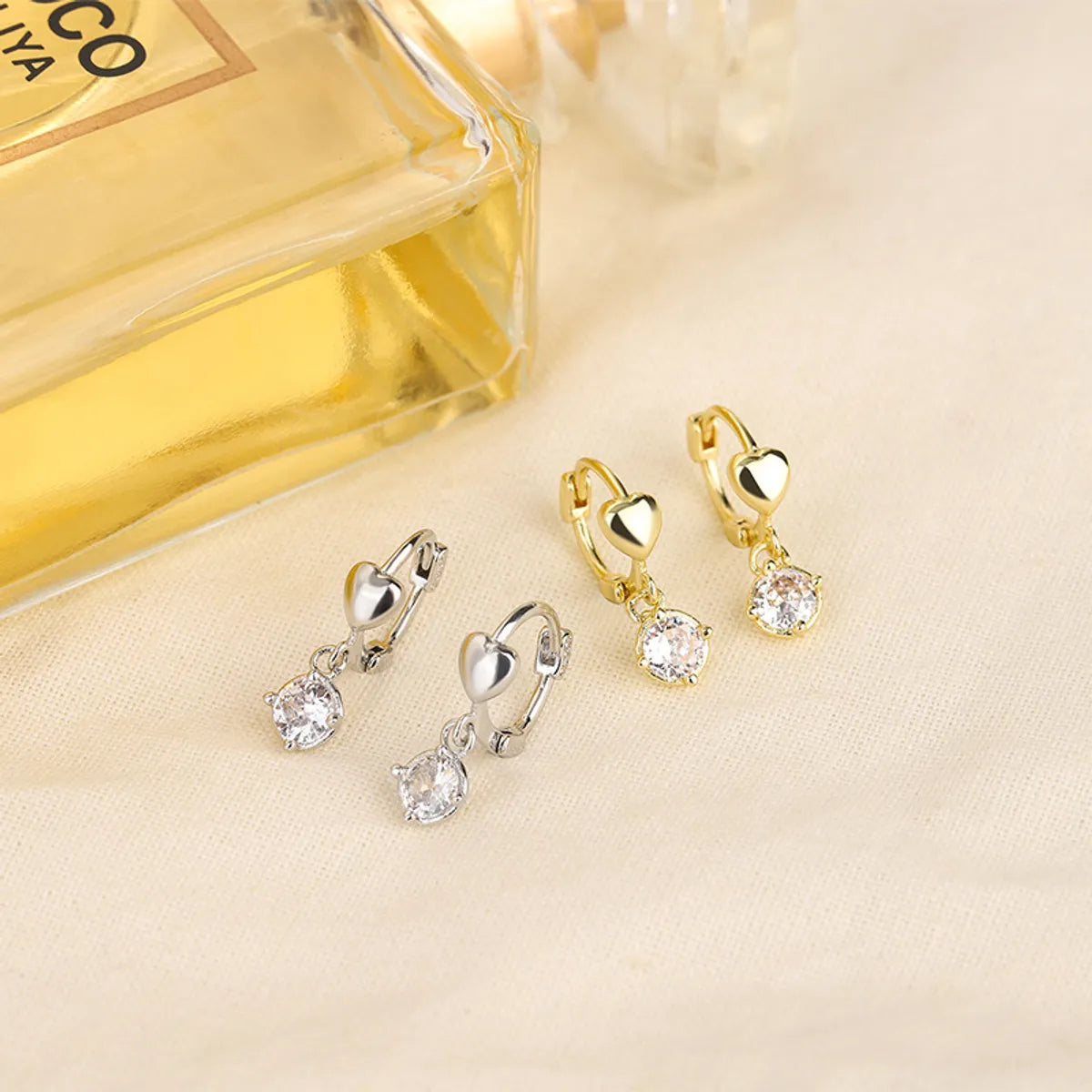 Fashion Heart Shape Copper Plating Zircon Earrings 1 Pair