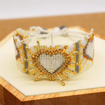 Fashion Heart Shape Glass Beaded Women's Bracelets