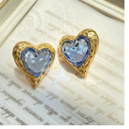 Fashion Heart Shape Glass Heart Artificial Gemstones Women'S Ear Studs 1 Pair