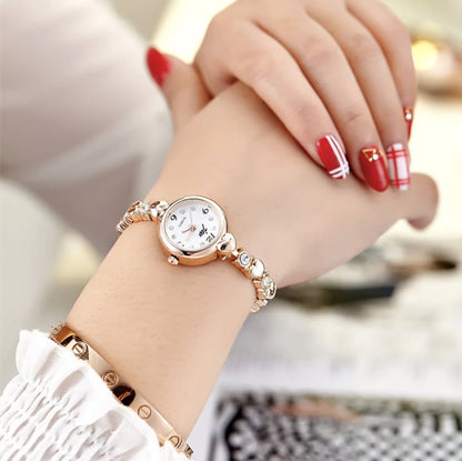 Fashion Heart Shape Jewelry Buckle Quartz Women'S Watches