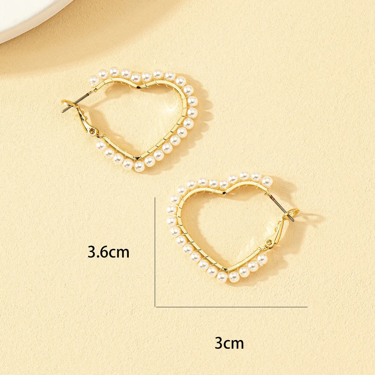 Fashion Heart Shape Mixed Materials Beads Earrings