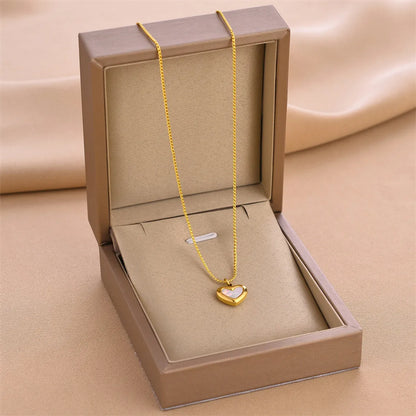 Fashion Heart Shape Titanium Steel Gold Plated Necklace