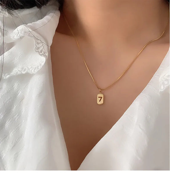 Wholesale Jewelry Fashion Heart Shape Titanium Steel Titanium Steel 18K Gold Plated Gold Plated Silver Plated Pendant Necklace