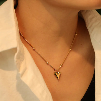 Fashion Heart Shape Titanium Steel Inlaid Gold Pendant Necklace