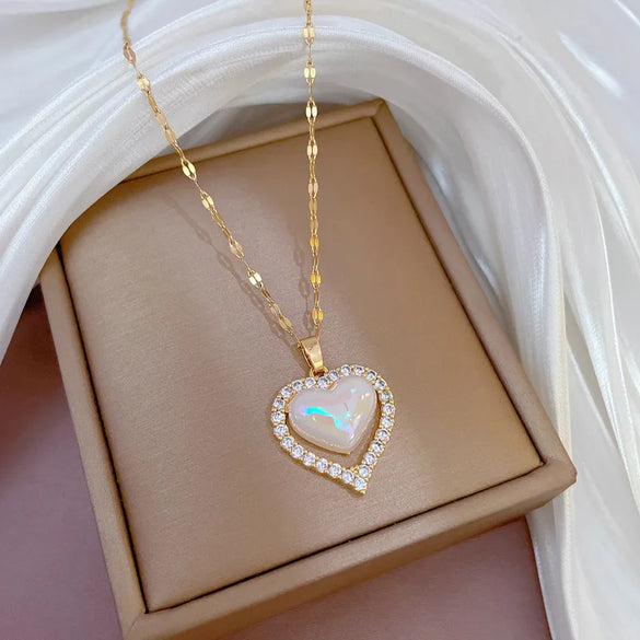 Fashion Heart Shape Titanium Steel Copper Plating Zircon Gold Plated Pendant Necklace