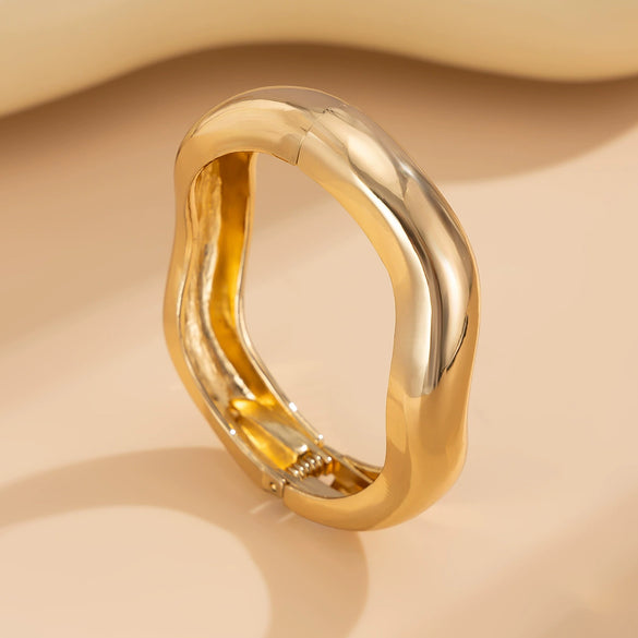 Fashion Heavy Industry Metal Exaggerated Irregular Wave Electroplated Bracelet