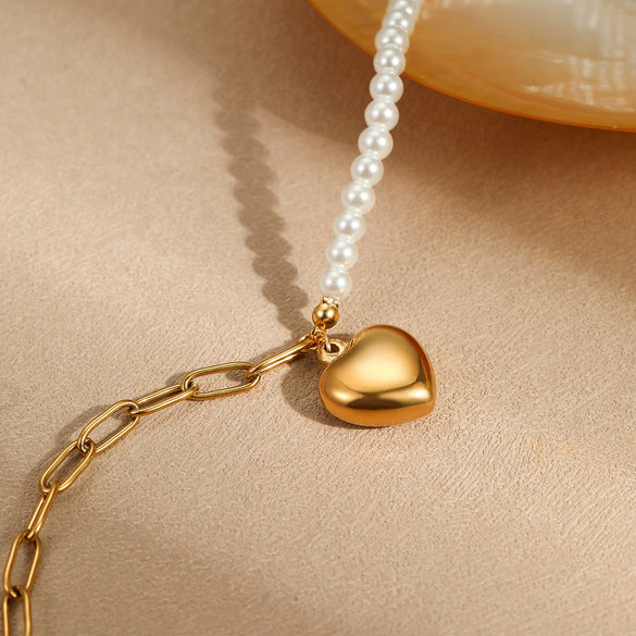 Fashion Imitation Pearl Sweet Heart Pendant Stainless Steel Necklace Plated With Gold Geometric Design
