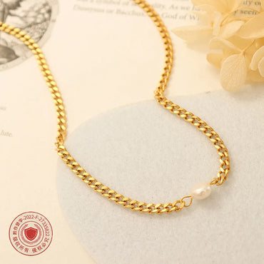 Fashion Inlaid Pearl Titanium Steel 18k Gold Necklace Wholesale