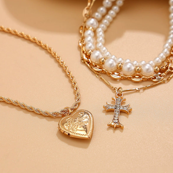 Fashion Ins Diamond Cross Peach Heart Minimalist Alloy Iron Chain Imitation Pearl Beaded Electroplating Geometric Clavicle Necklace For Women