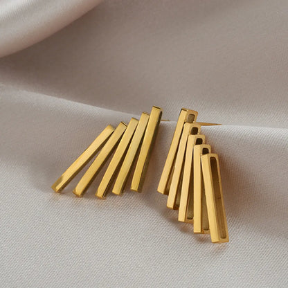 Fashion Waves Plating Alloy No Inlaid Earrings Ear Studs