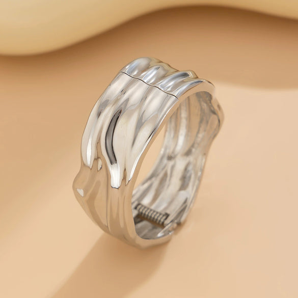 Fashion Irregular Liquid Metal Pleated Bracelet Electroplating Highend