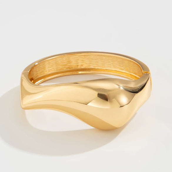Fashion Irregular Liquid Metal Pleated Bracelet Electroplating Highend