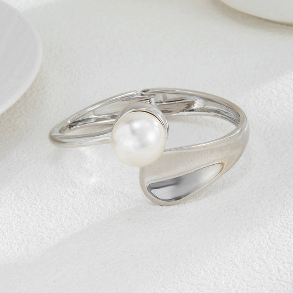 Fashion Jewelry Alloy Imitation Pearl Irregular Geometric Opening Bracelet For Women With Electroplating