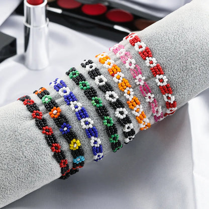 Fashion Jewelry Color Ethnic Mixed Color Flower Bead Bracelet Wholesale