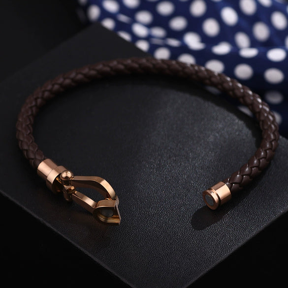 Fashion Jewelry Stainless Steel Leather Bracelet With U Shape Styling And Electroplating For Women