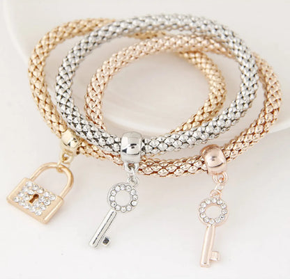 Fashion Key Lock Alloy Inlay Artificial Rhinestones Women's Bracelets