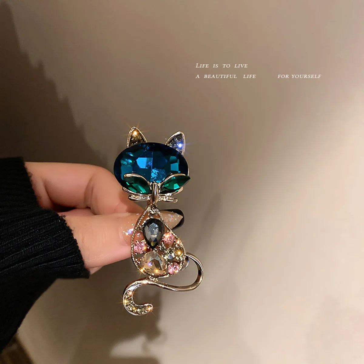 Fashion Kitten Brooch Electroplating Diamond Clothing Alloy Jewelry Female