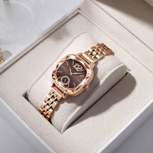 Fashion Ladies Alloy Quartz Round Dial Star Flower Diamond Bracelet Watch