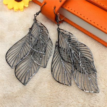 Fashion Leaf Metal Plating Women'S Earrings 1 Pair