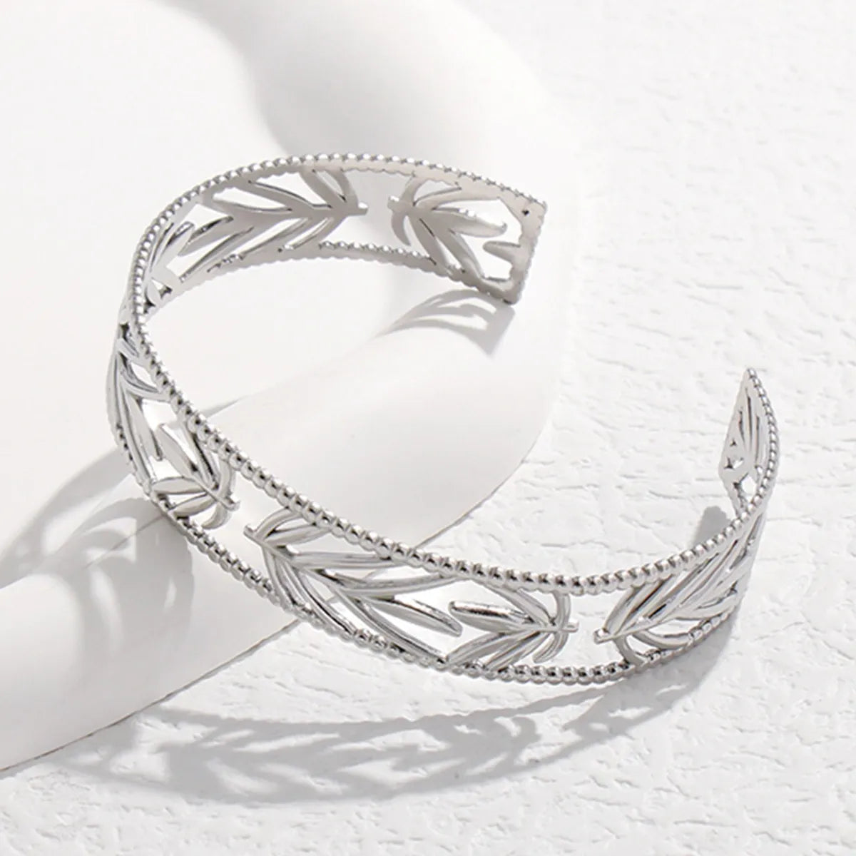 Fashion Leaves Stainless Steel Plating Bangle 1 Piece