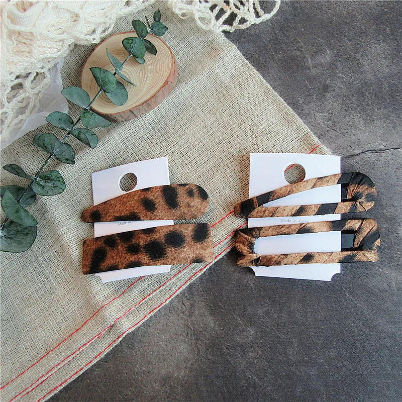 Fashion Leopard Cloth Handmade Hair Clip 1 Set