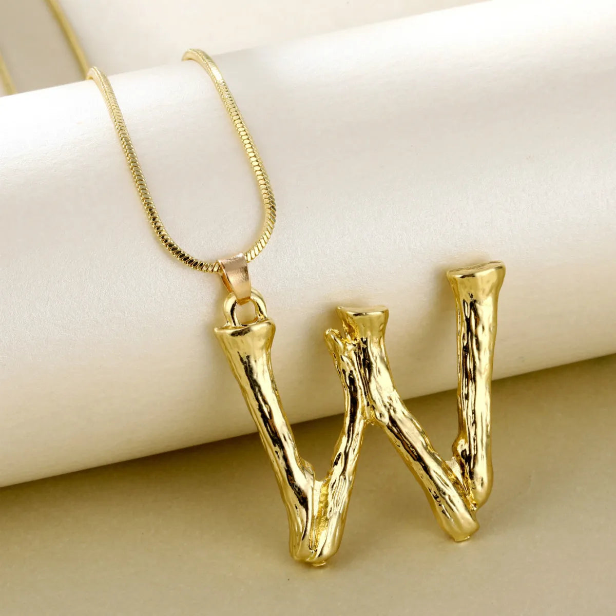 Fashion Letter Alloy Plating Women'S Pendant Necklace