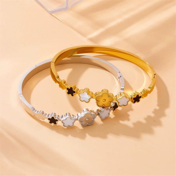 Fashion Light Luxury Plum Blossom Stainless Steel Electroplated Jewelry Bracelet