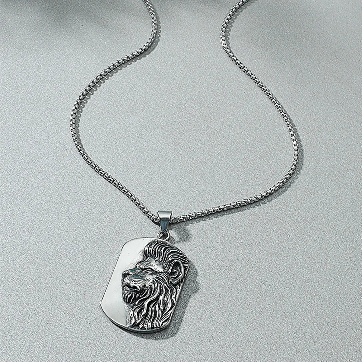 Fashion Lion Head Alloy Necklace Wholesale