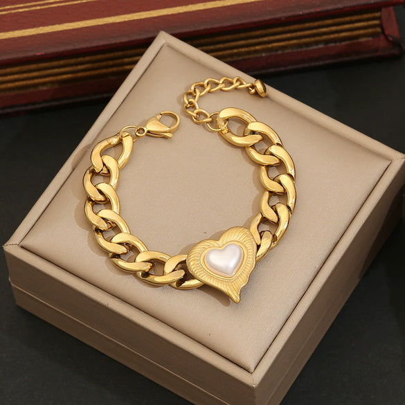 Fashion Love Imitation Pearl Necklace Suit For Women Heart Shape Stainless Steel Jewelry With Electroplating And Snake Bone Chain
