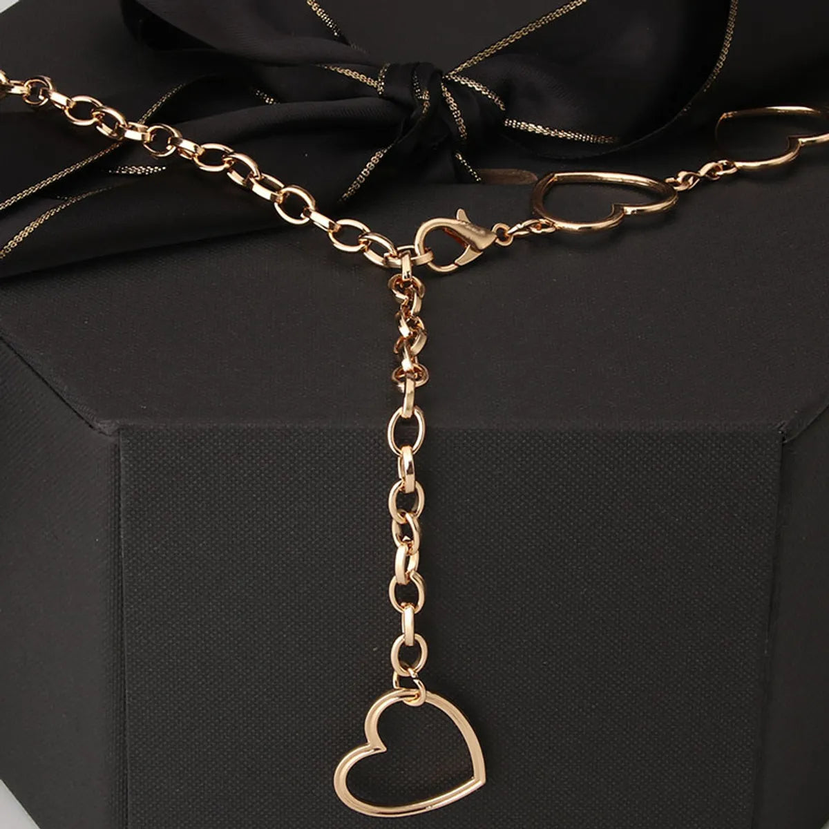 Fashion Love Waist Chain  Hollow Peach Heart All-Match  Dress Decorative Belt Wholesale